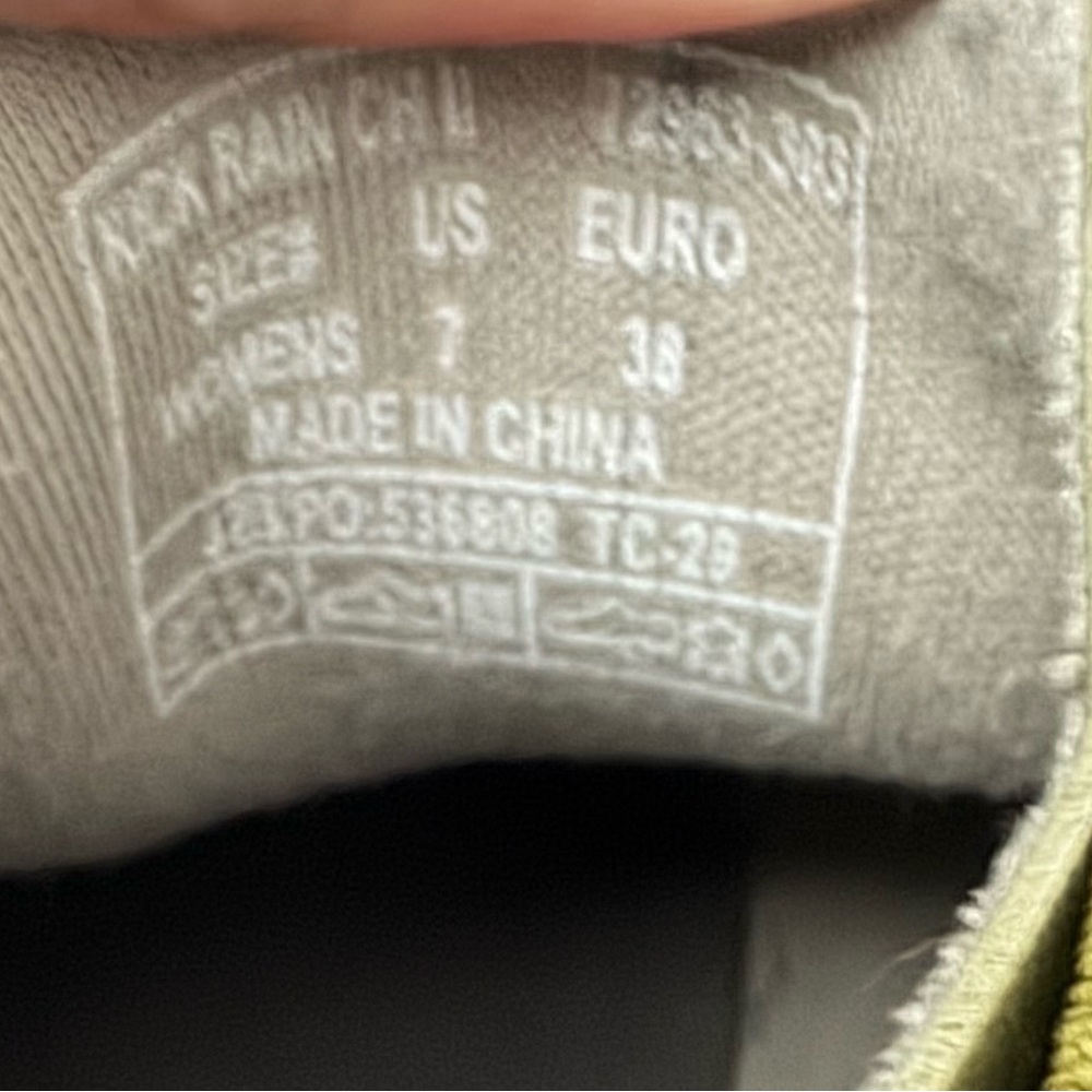 BOGS Green Chelsea Ankle Rain Boots - Picture 4 of 5